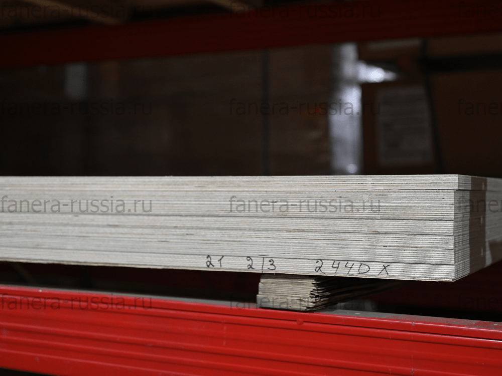 Fanera Russia Фанера березовая ФСФ 27мм сорт III/IV Ш2 Е1 2500х1250мм 15702-depositphotos-bgremover-min.png